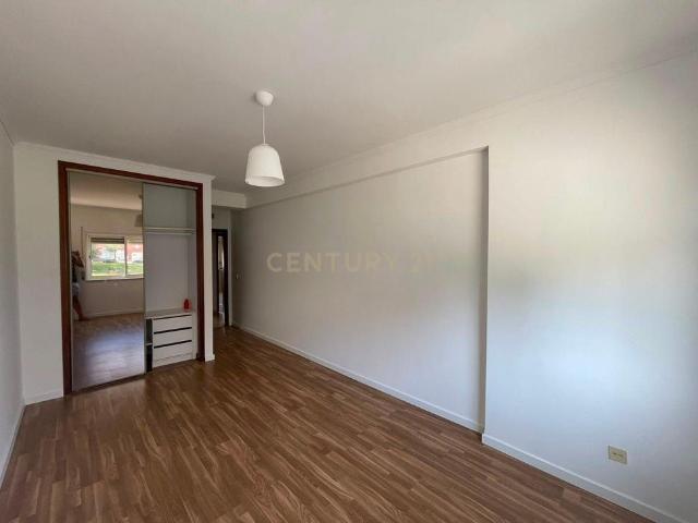 Avenida Rui Grácio 71, Corroios, Portugal, Corroios, Setúbal Municipality 2855 000