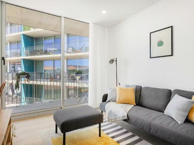 Avenida 32, Espinho, Castelo Branco 4500