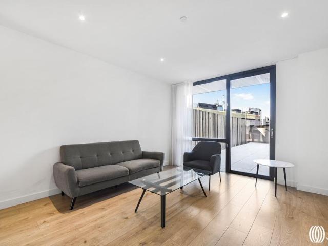 Avenir House, London E15 3 bed flat to rent £3,600 pcm £831 pw