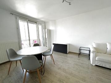 Avenue de la gloire Appartement T3 meublé avec balcon et stationnement