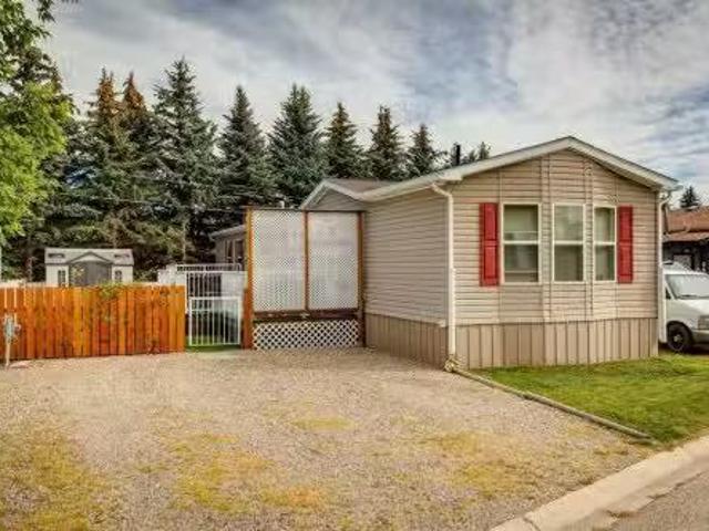Avenue, Didsbury, AB, T0M 0W0 house for sale Listing ID A2.