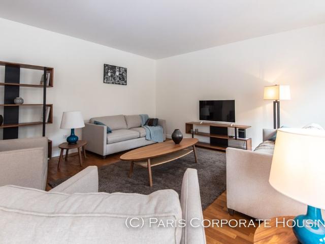 Avenue du recteur Poincare, 75116, Paris