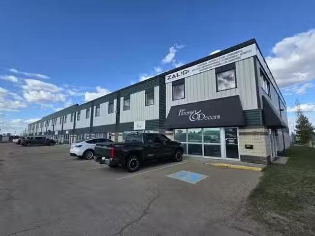 # Avenue, Fort Saskatchewan, AB, T8L 0G5 commercial for sale.
