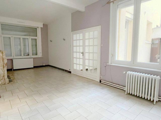 Avenue Joffre Appartement type 2 avec garage et terrasse