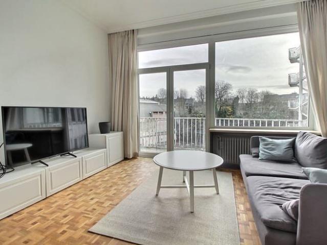 Avenue Louise Studio au 5ème étage avec terrasse