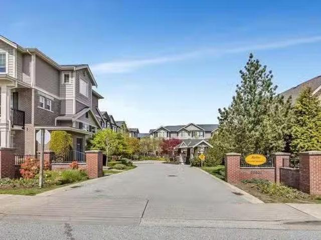 Avenue, Langley, BC, V2Y 0H1 townhouse for sale Listing ID.
