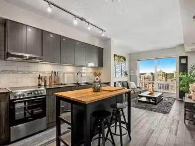 Avenue Sw, Calgary, AB, T2P 1J3 condo for sale Listing ID.