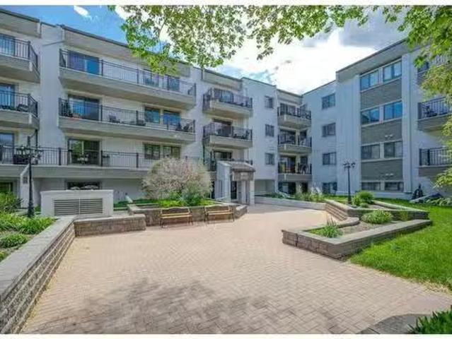 Avenue Sw, Calgary, AB, T2V 4Z3 condo for sale Listing ID.