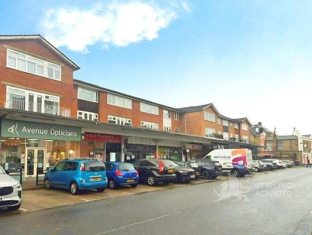 Avenue Parade, The Avenue, Sunbury On Thames, Surrey TW16, 3 bed flat to rent, £2,000 pcm | PrimeLocation