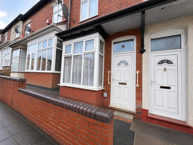 Avenue Road, Handsworth, Birmingham B21, 3 bed terraced house to rent, £1,100 pcm | PrimeLocation