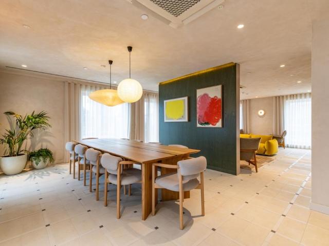 Aviator Drive London NW2 3 bed flat to rent £4,250 pcm £981 pw