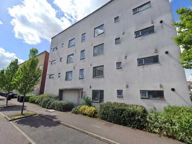 Aviation Avenue, Hatfield AL10, 3 bed flat to rent, £1,800 pcm | PrimeLocation