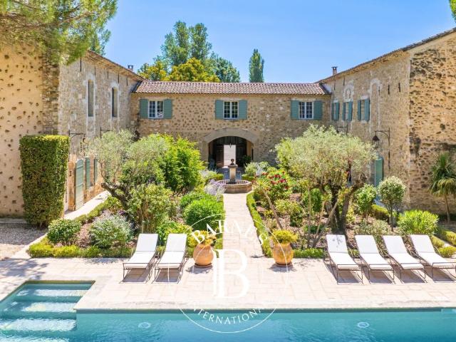 Avignon Monastere En Pierre 5 Suites Piscine Maison I. 490m² Avignon