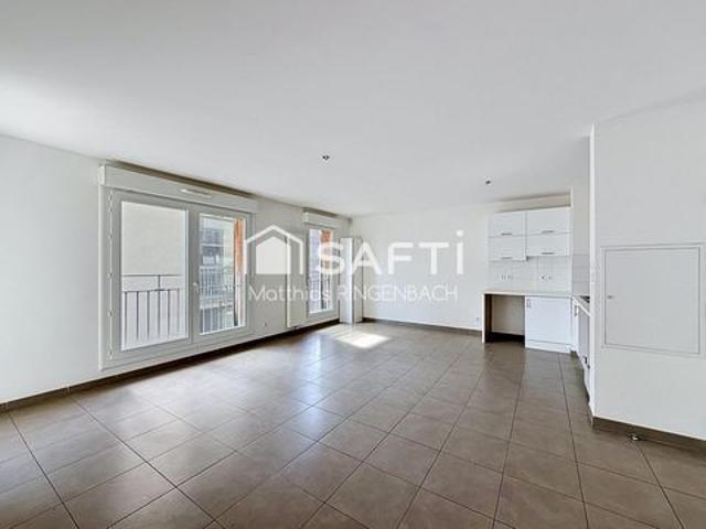 AVIGNON — AU PIED DES REMPARTS — 65m² — 2 CHAMBRES