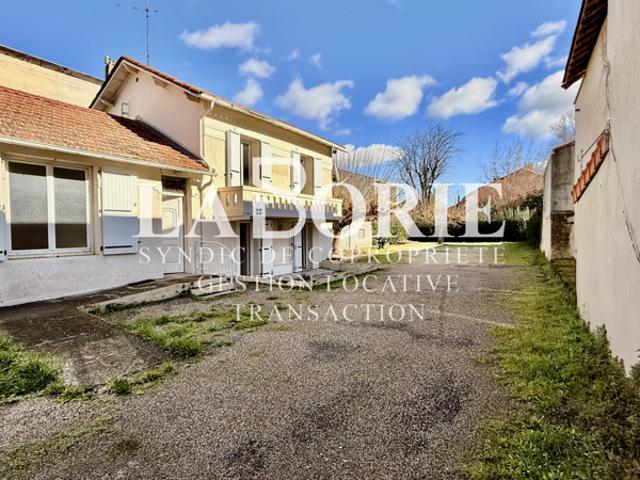 AVIGNON AVENUE MONPLAISIR MAISON AVEC TERRAIN CONSTRUCTIBLE