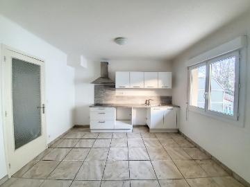 Avignon: Appartement T3 récent et climatisé avec balcon et parking