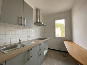 « AVIGNON EM APPARTEMENT T2 43.19m² AVEC BALCON »