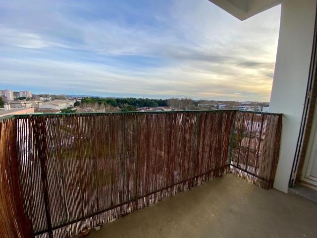 « AVIGNON EM APPARTEMENT T3 56.22M² AVEC BALCON »