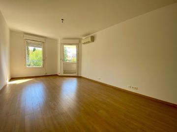 « AVIGNON IM APPARTEMENT RESIDENCE SENIORS »
