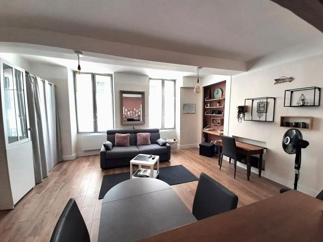 Avignon Im Grand Studio En Parfait Etat 33m² Avignon