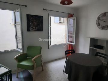 AVIGNON INTRA MUROS, appartement meublé