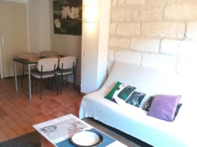 Avignon Intra Muros, proche fac, très joli duplex de 35 m² meublé