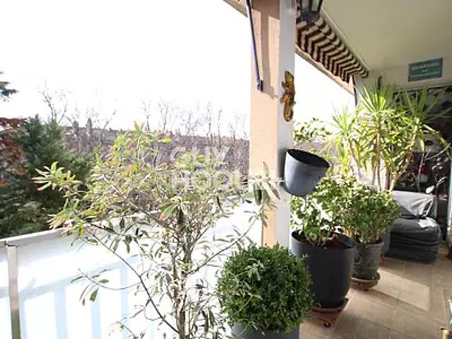 Avignon 84000 Achat / Vente appartement 4 pièces t4 au dernier étage