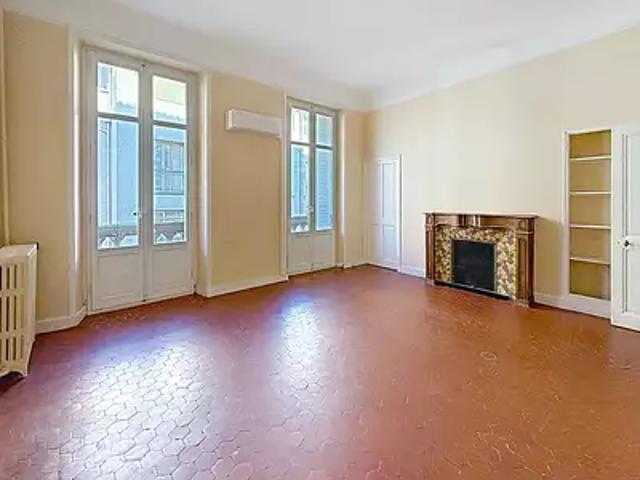 Avignon 84000 Achat / Vente appartement 5 pièces t5