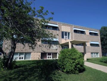 Avila Apartments | 1901 7 Street East