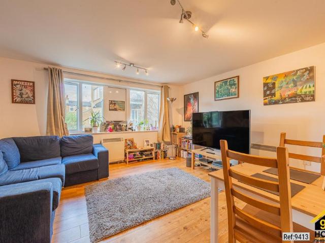 Avingdor Court, London, W3 2 bed flat to rent £2,100 pcm £485 pw