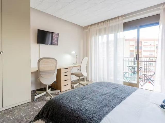 Avinguda de Burjassot, Valencia, Valencian Community 46009
