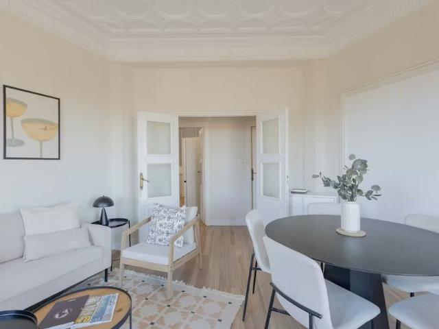 Avinguda de Jacinto Benavente, Valencia, Valencian Community 46005
