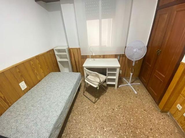 Avinguda de la Constitució, Valencia, Valencian Community 46009