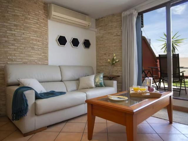 Avinguda de Peris i Valero, Valencia, Valencian Community 46006