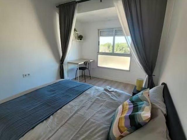 Avinguda del Camí Nou, Xirivella, Valencian Community 46950