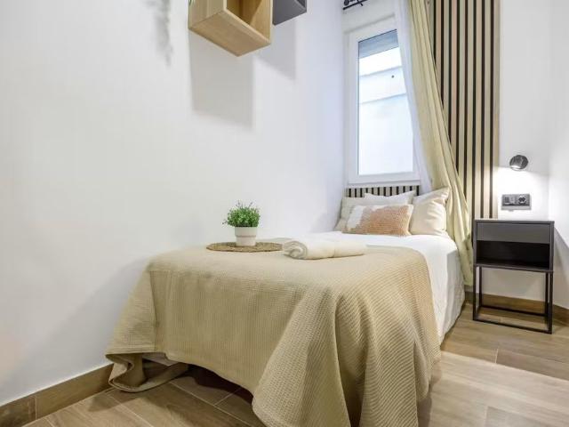 Avinguda del Marqués de Sotelo, Valencia, Valencian Community 46002
