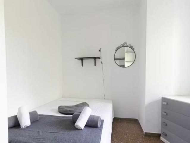 Avinguda del Paral.lel, Barcelona, Catalonia 08004