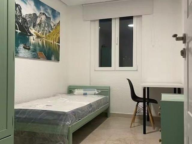 Avinguda Doctor Peset Aleixandre, Valencia, Valencian Community 46009