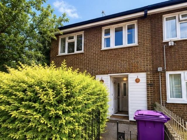 Avis Square, Tower Hamlets, London E1, 4 bed end terrace house to rent, £4,100 pcm | PrimeLocation