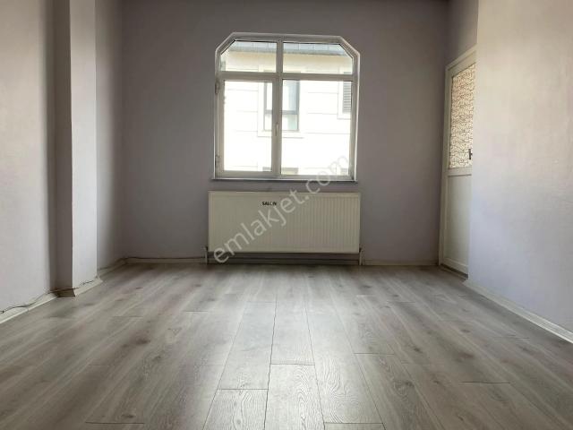 Avrupa Emlak Tan Meydan Yakın,nine Hatun Mah 83m² 2+1 4.kat,kombili,sabit Gelirliye,kiralık Daire