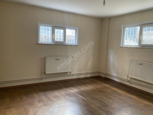 Avrupa Emlak Tan Nine Hatun Mh 65m² 1+1 Bahçe Kat,5 10 Yaş,boyalı,yalıtımlı,kiralık sabit Gelirli