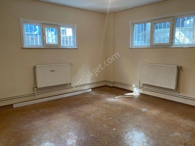 Avrupa Emlak Tan Nine Hatun Mh 65m² 1+1 Bahçe Kat,5 10 Yaş,boyalı,yalıtımlı,kiralık sabit Gelirli