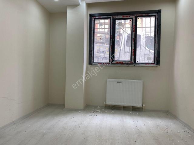 Avrupa Emlak Tan Esenler Fatih Mah 90m² 3+1 Bahçe Kat,sıfır Bina,tek Daire Üzerine,satılık Daire