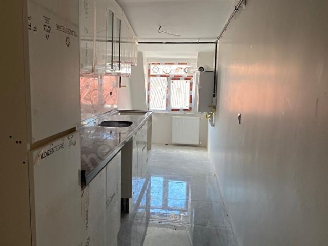 AVRUPA EMLAK TAN ESENLER NİNE HATUN MAH 90M 2+1 MASARD,ÇATI KAT,YENİ BİNA,TEK DAİRE ÜZERİNE,ASANSÖR