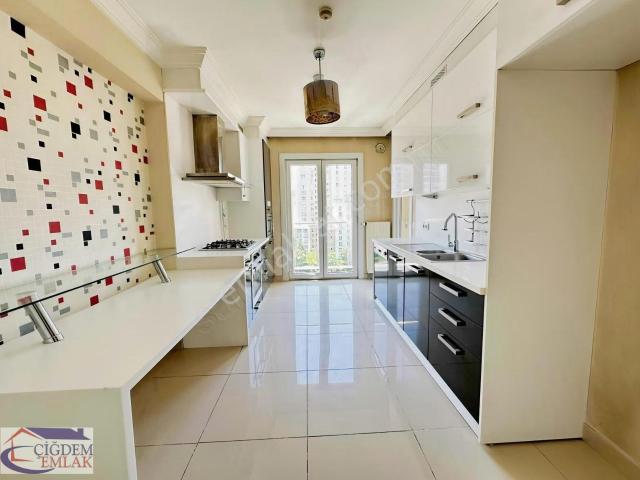 Avrupa Konutları 2 1+1 Kapalı Mutfak Full Peyzaj Boş Kiralık