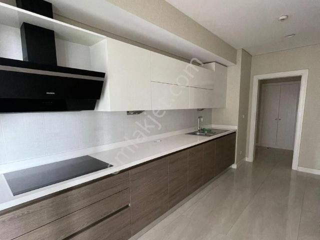Avrupa Konutları Peyzaj Manzaralı İçi Yapılı Kiralık 4+1 Daire
