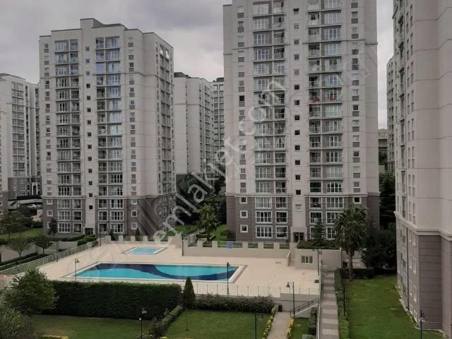 Avrupa Konutları Tem Havuz Peyzaj Manzaralı Kiralık 1+1 Daire