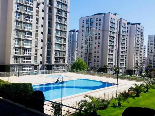 Avrupa Konutları Tem Havuz Ve Peyzaj Manzaralı Kiralık 1+1 Daire