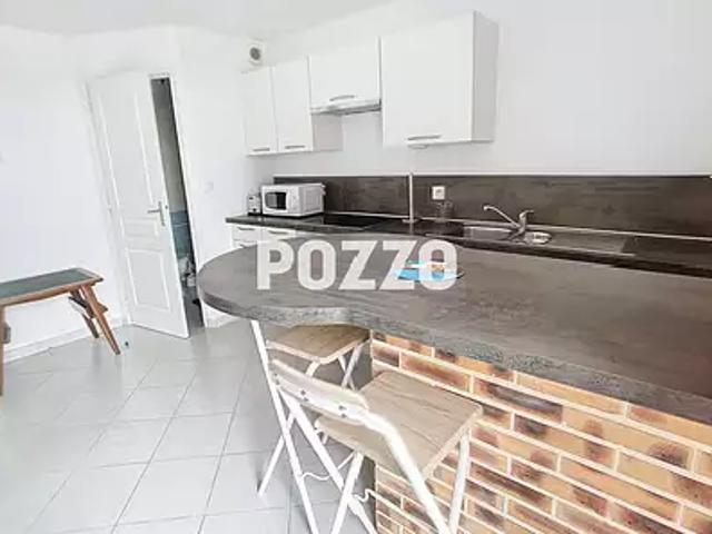Avranches 50300 Location appartement 1 pièce t1 au dernier étage