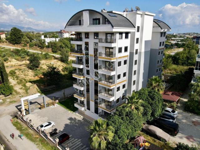Avsallar’da Havuz Manzaralı 1+1 Satılık Daire